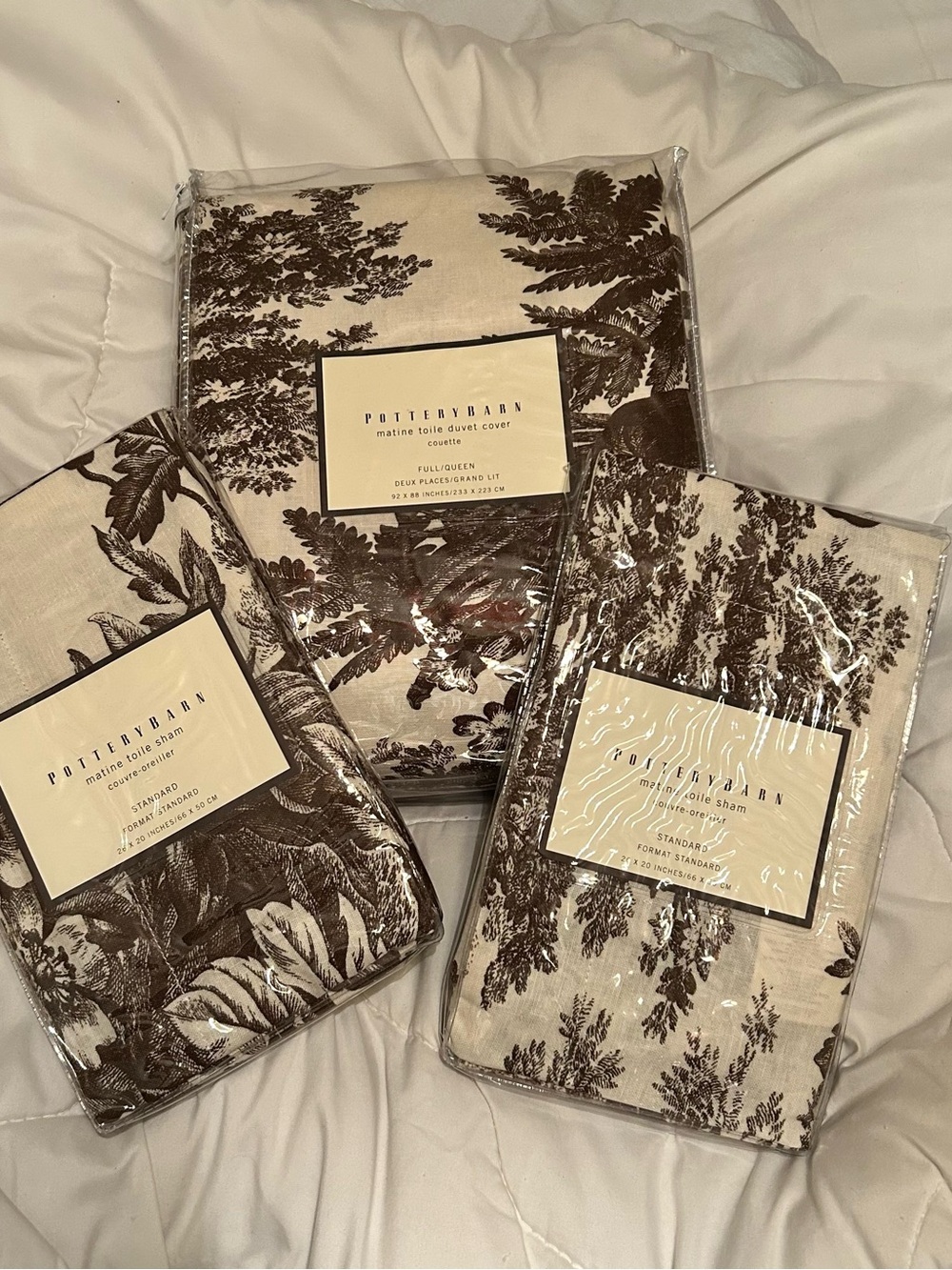 Pottery Barn Brown Toile Matine Duvet Cover & Shams Set